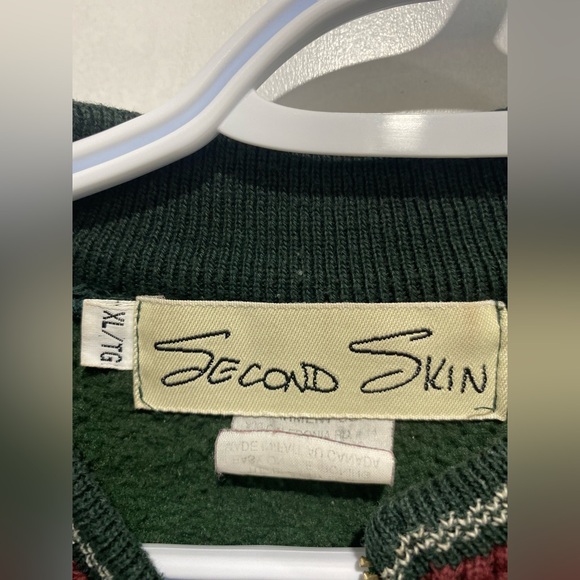 Green fall Sweater - Picture 3 of 3